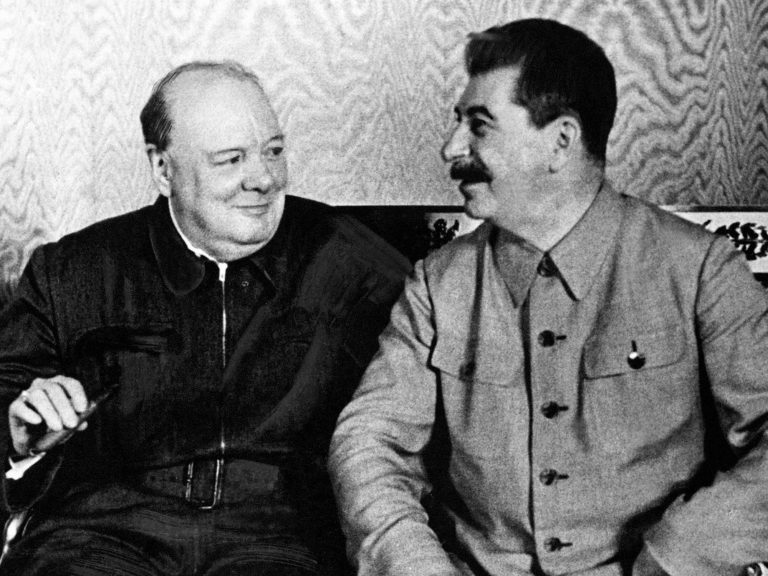 Churchill, Stalin și problemele cu Matilda