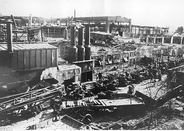 Iosif Stalin, industrializarea forțată și Marea Criză Economică