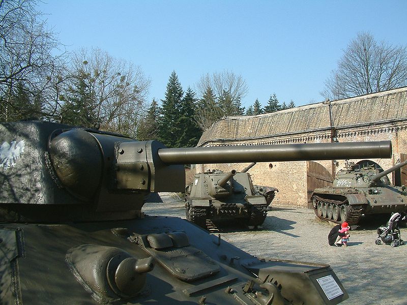 Tancul T-34 sau coșmarul de oțel al militarilor germani